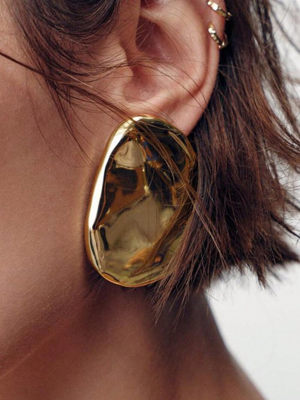gold luxury contemporary Women's Asymmetric Textured Geometric Oval Earrings